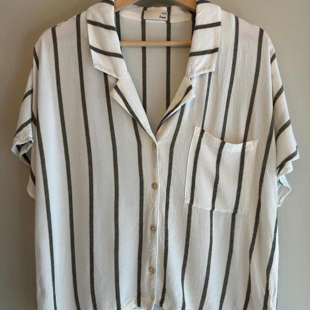Wilfred Free White and Grey with to h of yellow Striped Shirt